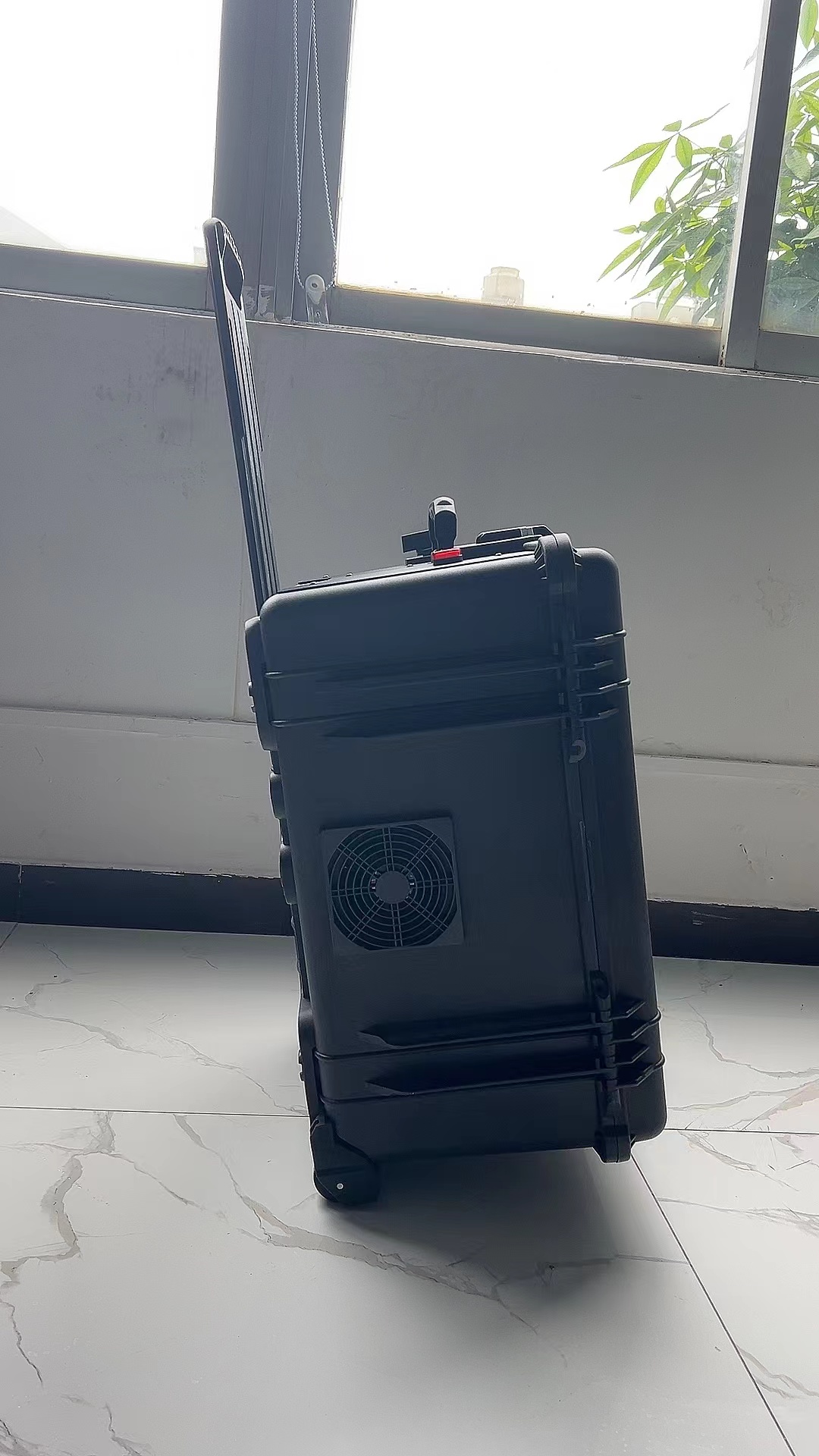 南陵手拉箱型移动通信干扰器